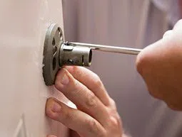 Security Locksmith Services Lincoln Park, MI 313-724-3764 Security Locksmith Services Lincoln Park, MI 313-724-3764 - 18-Emergency-Opening